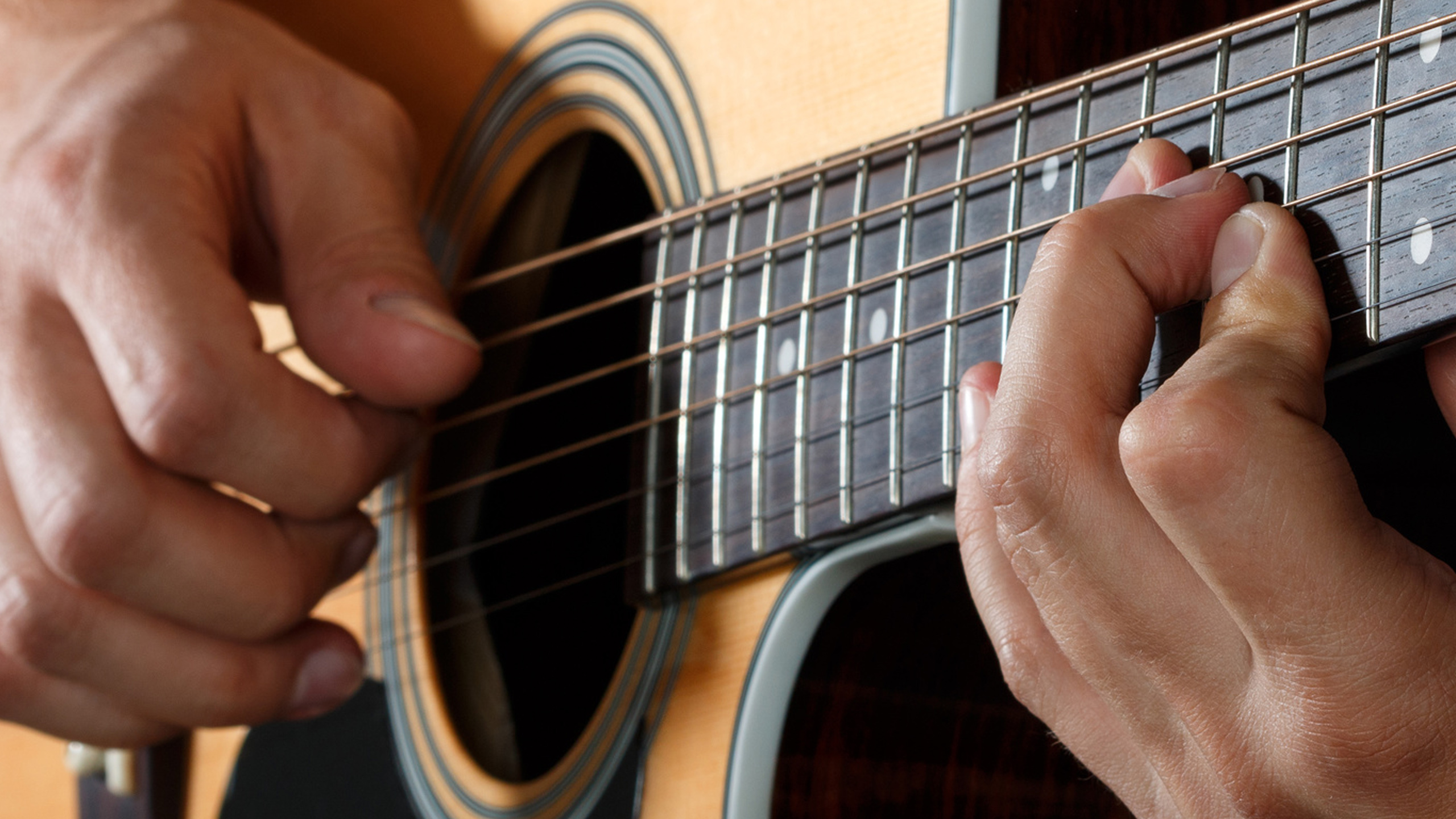 Gitarrenspieler. Foto: morganka, Fotolia